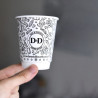 Vaso de papel de doble pared de 240 ml con impresión personalizada con el logotipo 'Dan & Decarlo'